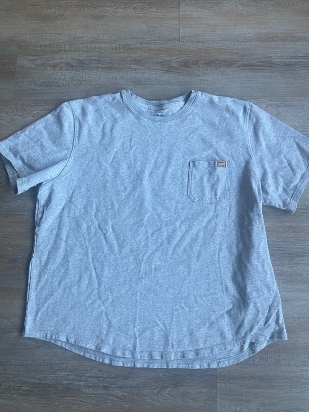 L.L. Bean Men's Pocket T-Shirt - Light Gray size 2XL